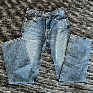 Straight leg jeans, Mango
